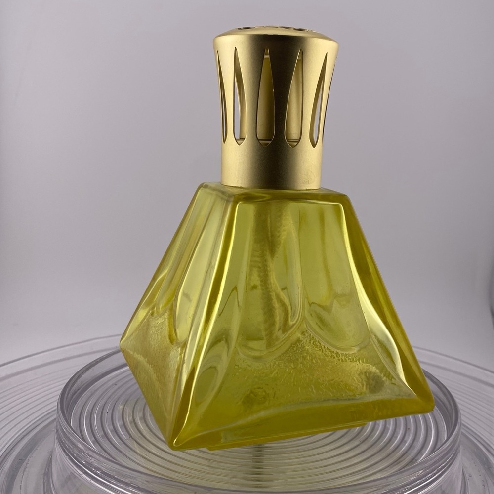 Authentic Lampe Berger « Les Jupons Jaunes »